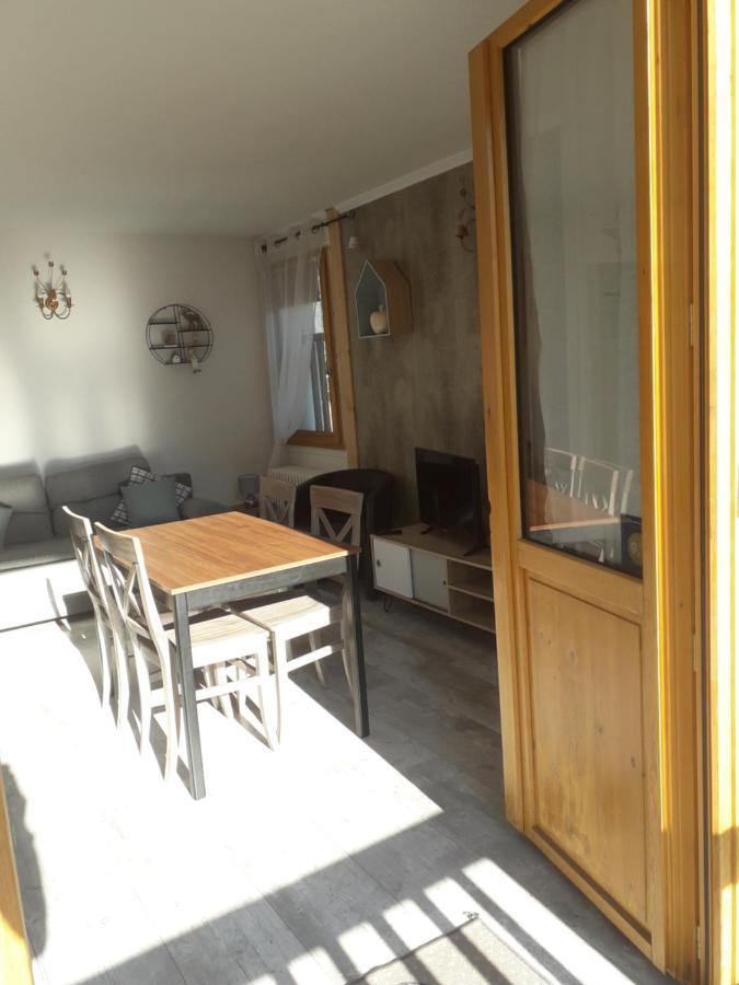 Grand-Aigueblanche Enclos Savoyard Appartement Meuble 1Chambre 1 Canape Lits 3Personnes מראה חיצוני תמונה
